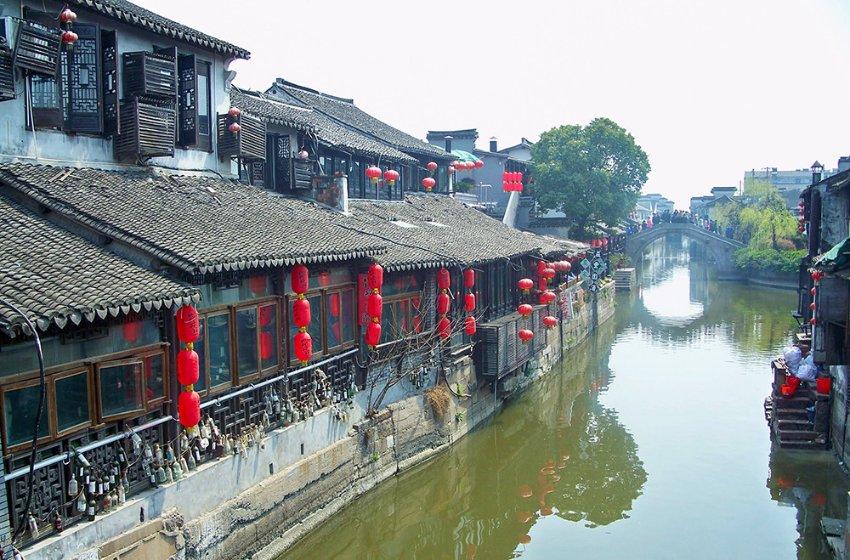 中学生在学校犯了点错，老师有权利取消住校资格吗？游戏画面